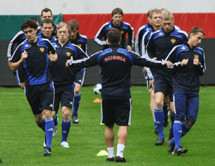 Сборная Уэльса сыграет с командой Черногории.